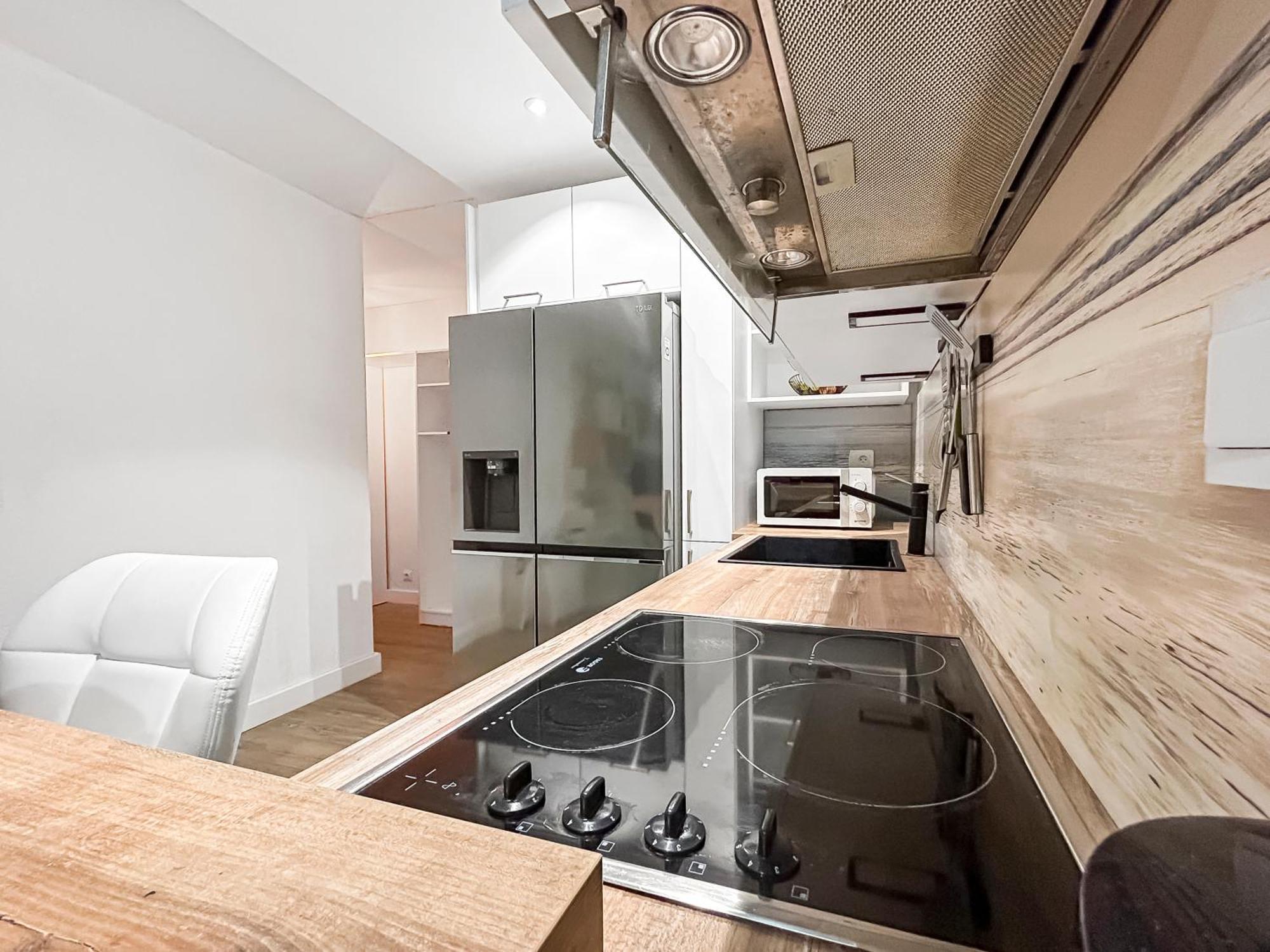Апартаменти Balcon, Parking, Piscine Et Clim' A 2 Pas Du Port Santa Lucia Сен-Рафаель Екстер'єр фото