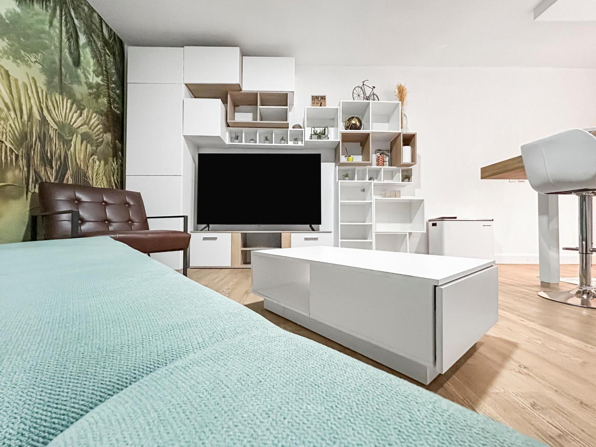Апартаменти Balcon, Parking, Piscine Et Clim' A 2 Pas Du Port Santa Lucia Сен-Рафаель Екстер'єр фото